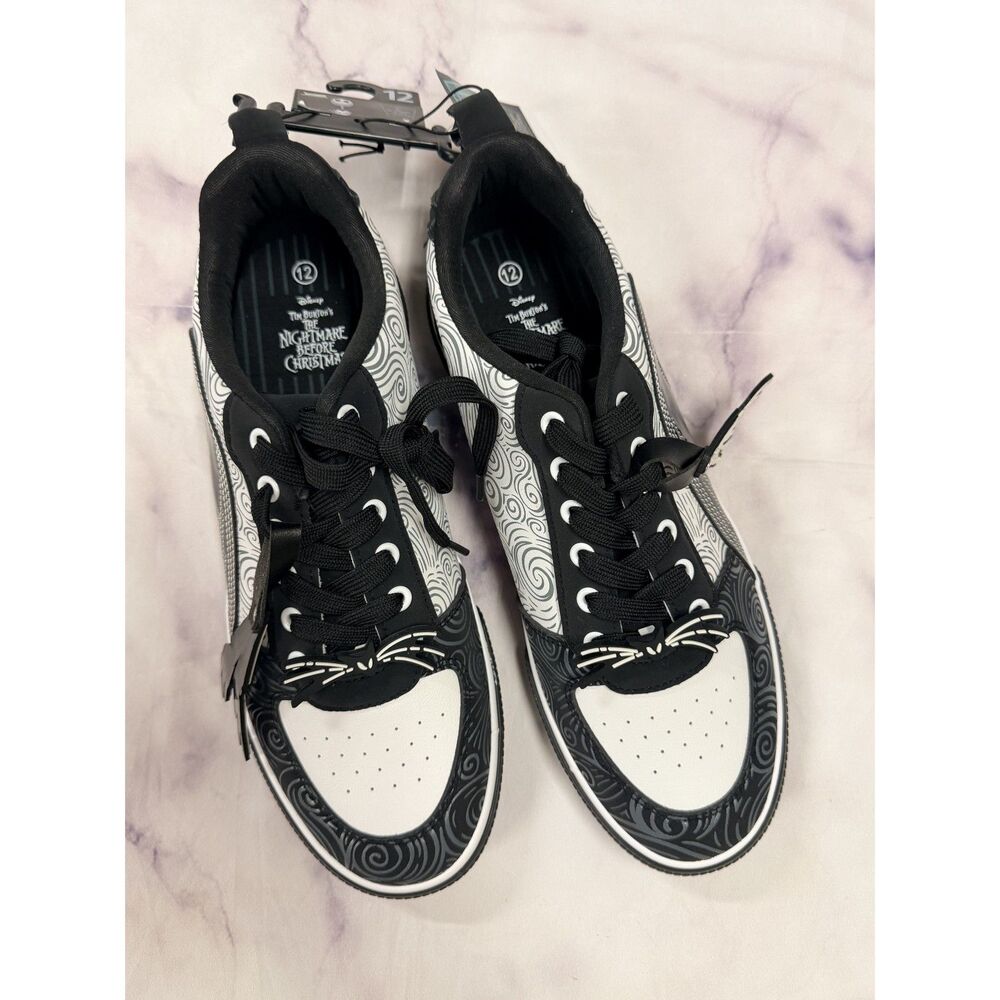Disney Nightmare Before Christmas Men's Low Top Sneaker